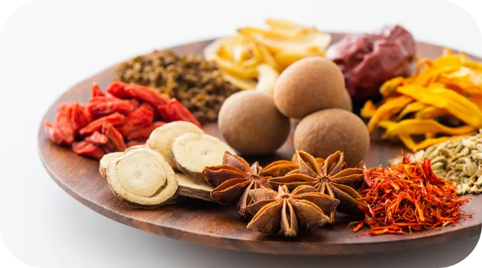 生薬の栽培から製品化まで一貫管理