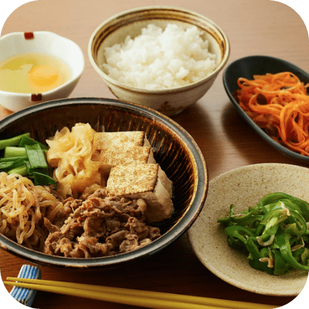 牛肉と豆腐のすき煮でたっぷりたんぱく質を
