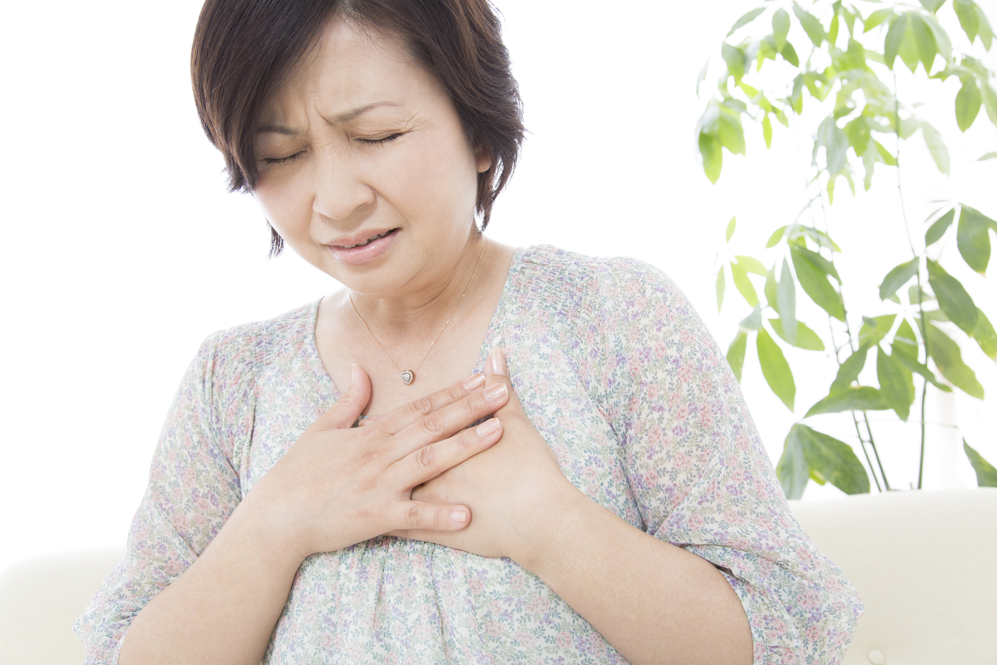更年期前後で起こる心臓病「微小血管狭心症」とは
