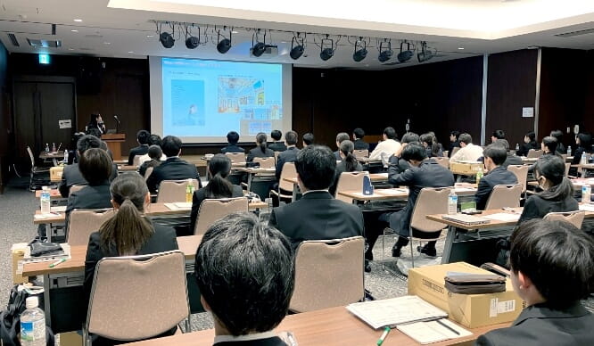 新入社員研修の様子